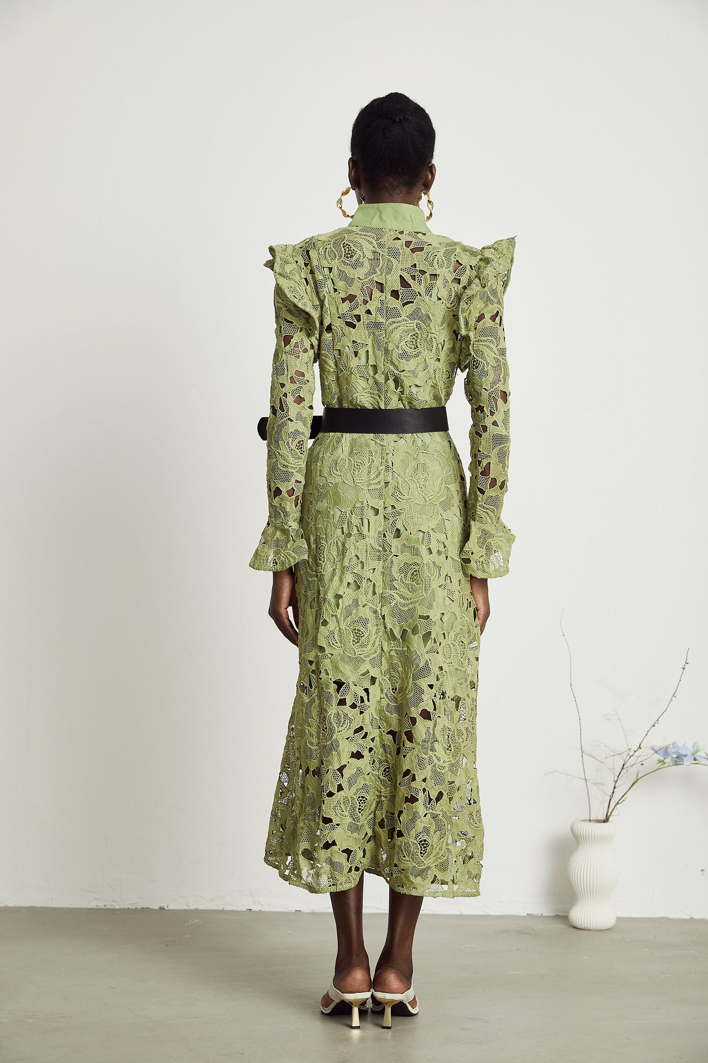 Noémie floral-embroidered midi dress in Green