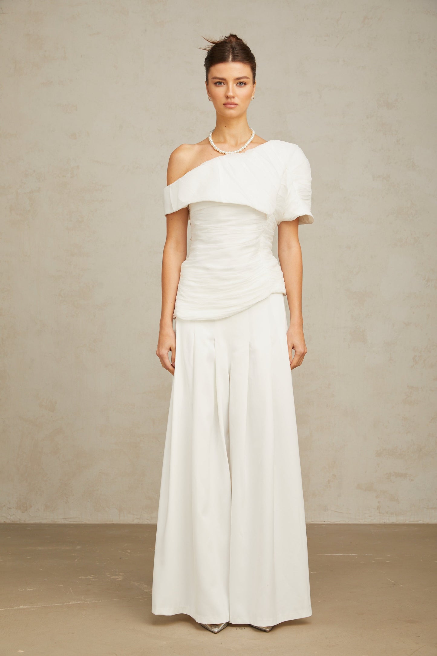 Adèle creased top & trousers matching set in White