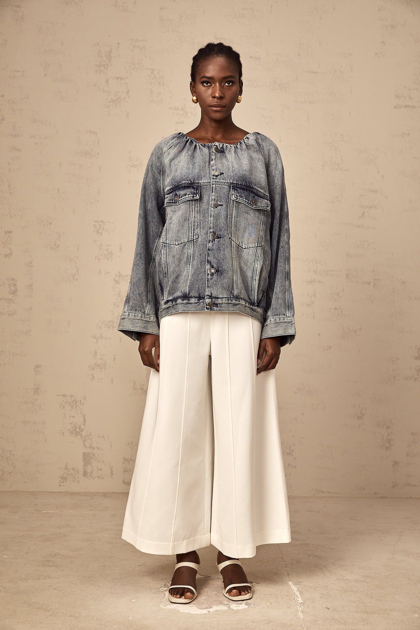 Joëlle blue collarless denim jacket