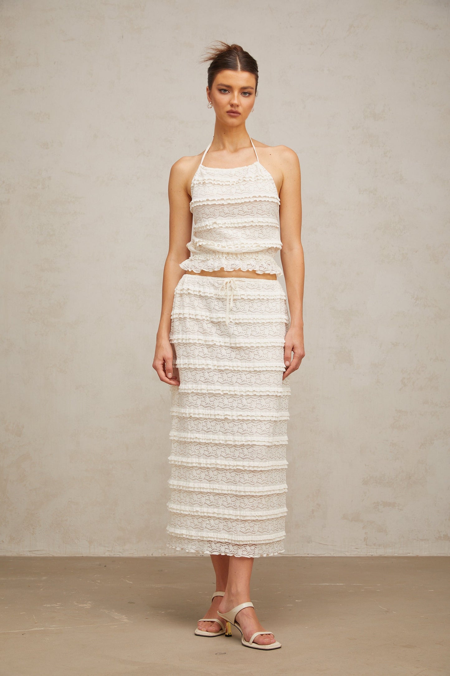 Héloïse off-white floral-lace ruffled top & skirt matching set