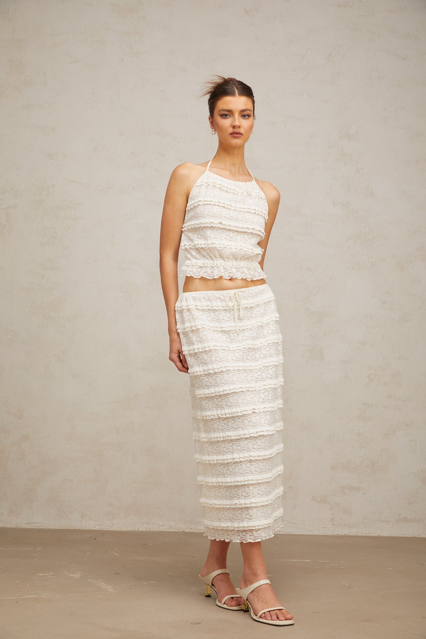 Héloïse off-white floral-lace ruffled top & skirt matching set