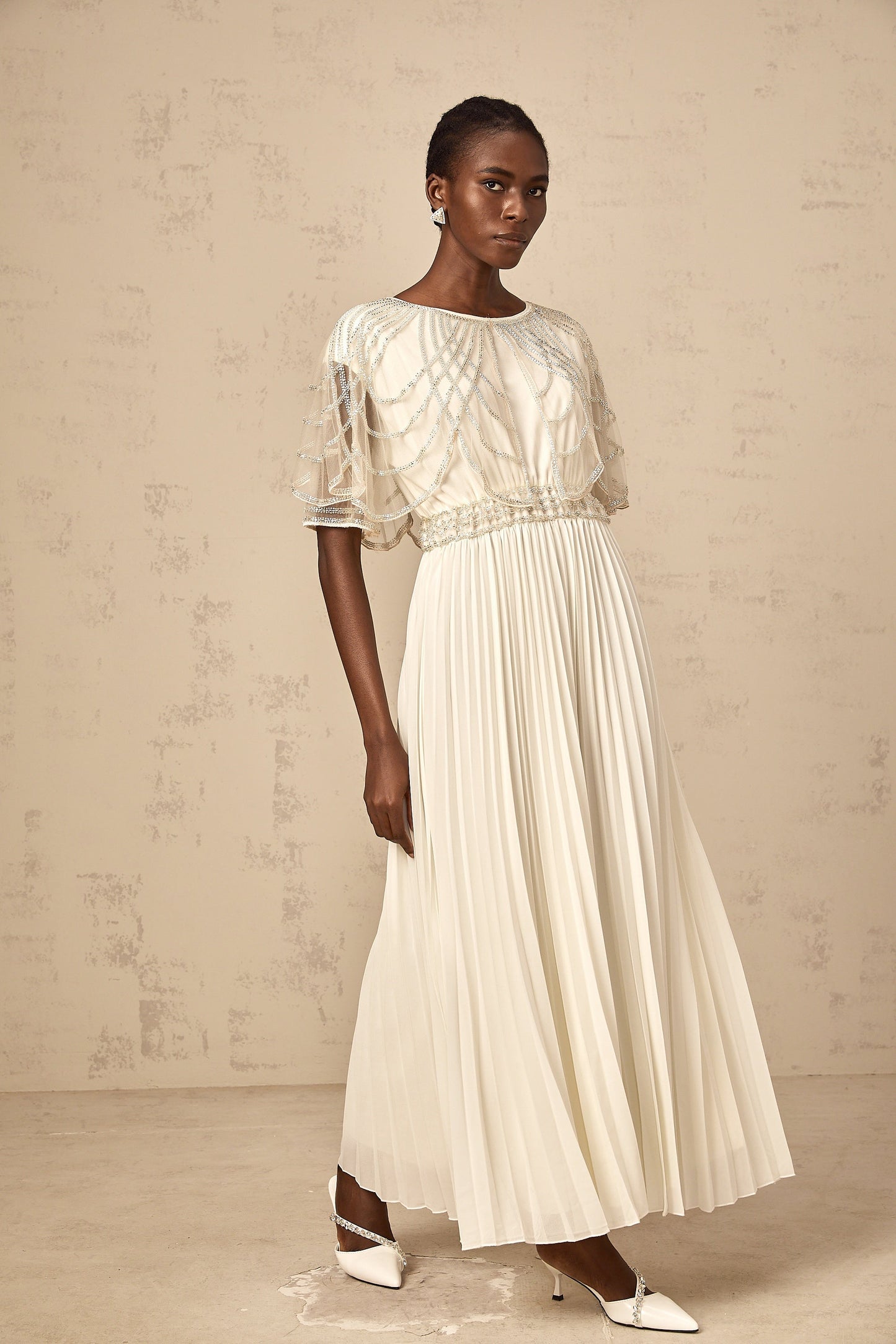 Xénia white crystal-embellished pleated maxi dress