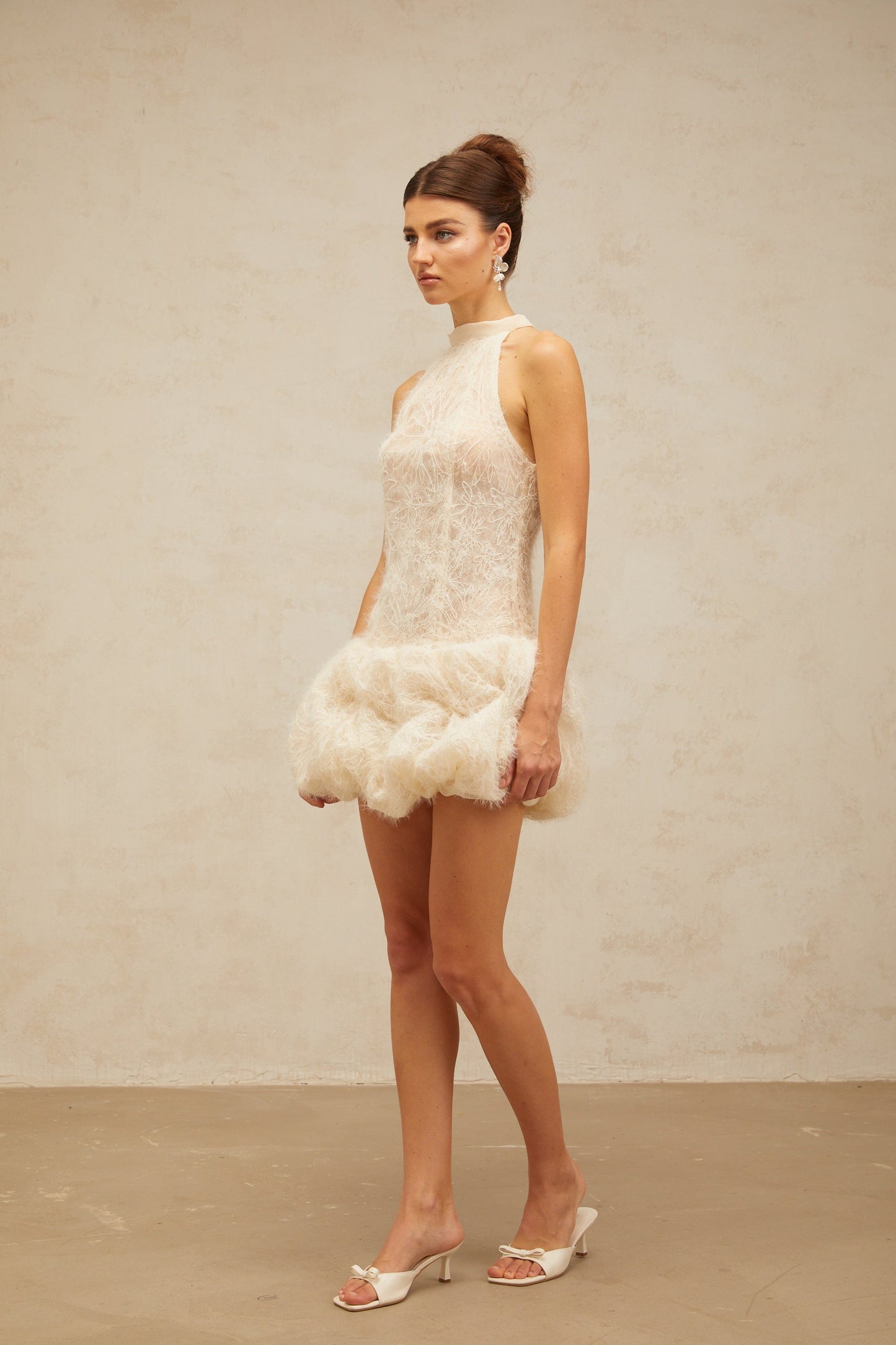 Kéa neutrals textured puff mini dress