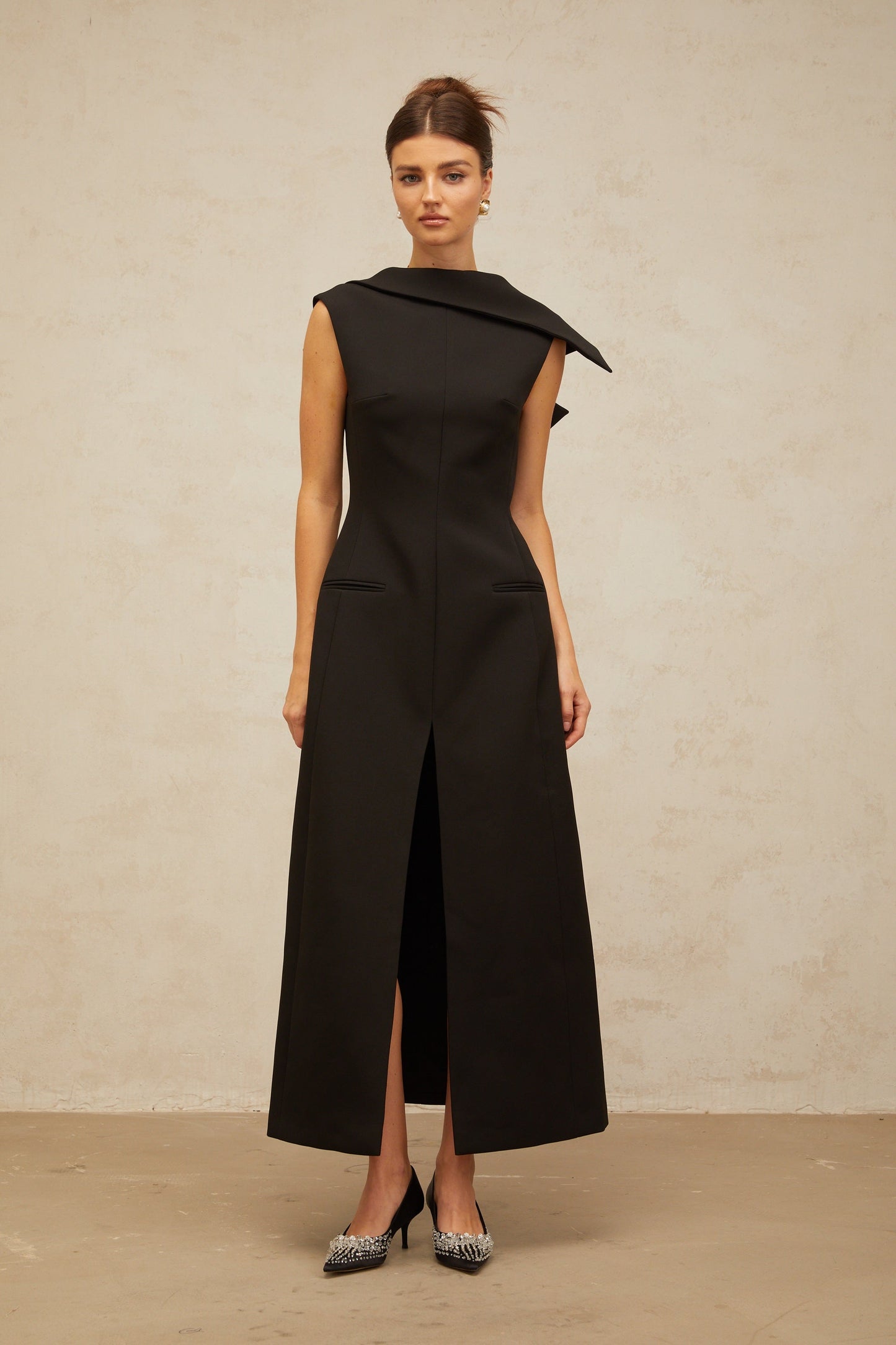 Léonore black deconstructed open-back midi dress