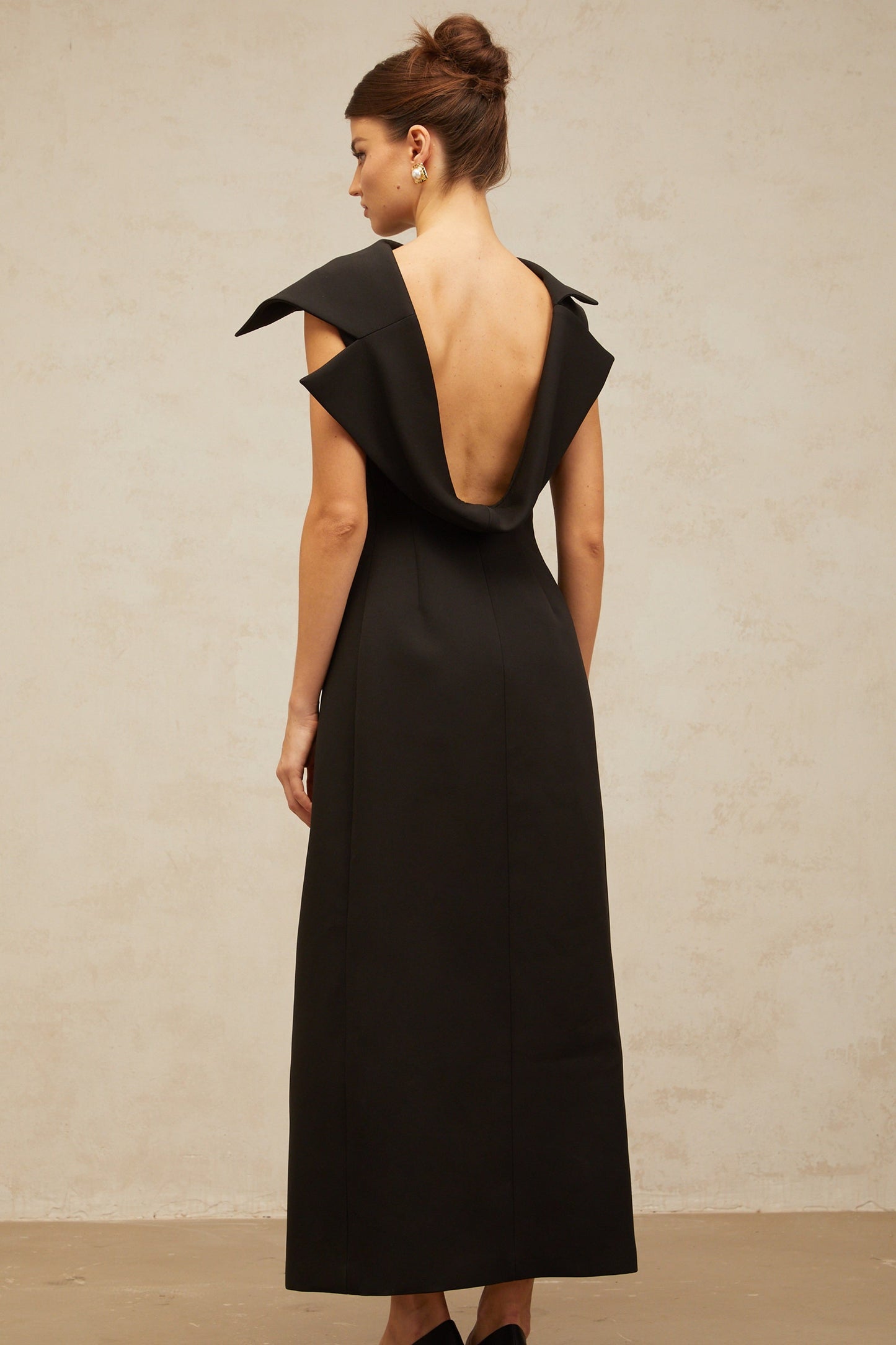 Léonore black deconstructed open-back midi dress