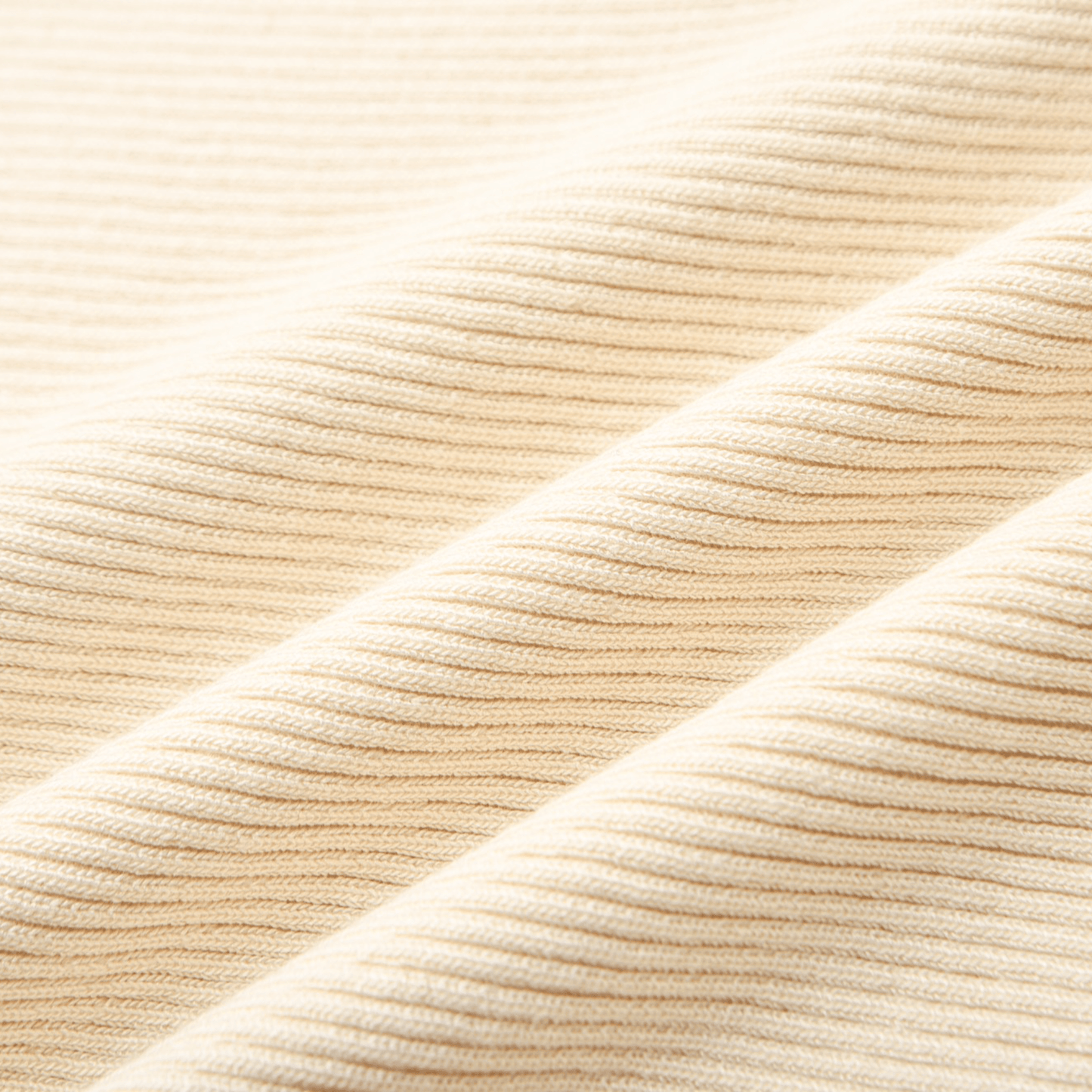 Aladdin-rollneck cut-out knitted top