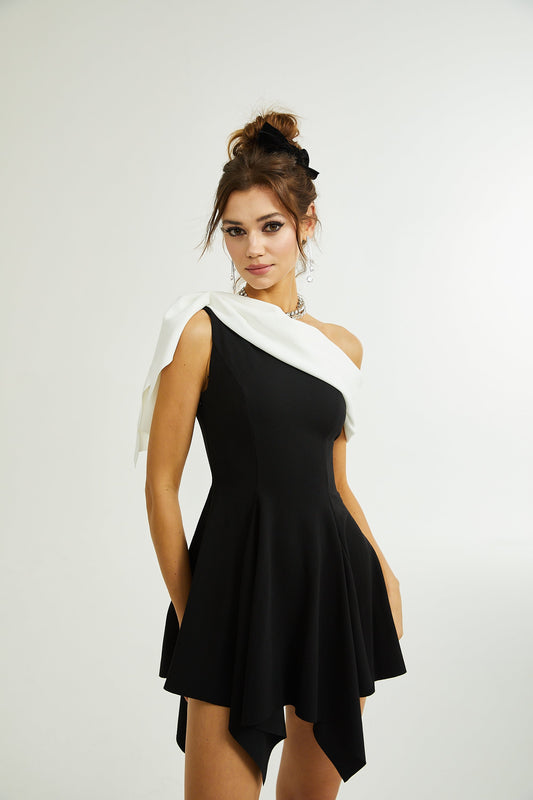 Émeline asymmetric mini dress