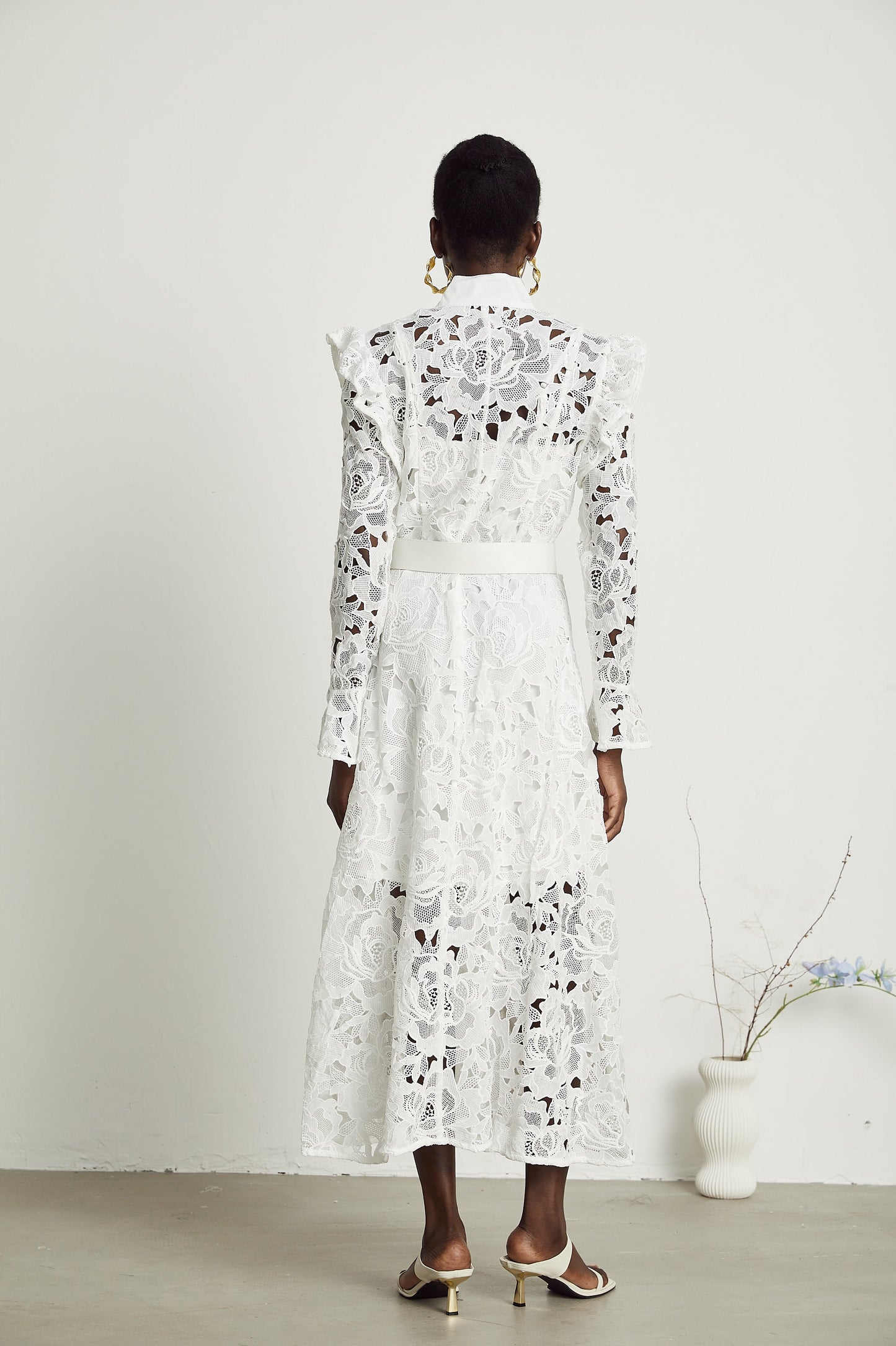 Noémie floral-embroidered midi dress in White