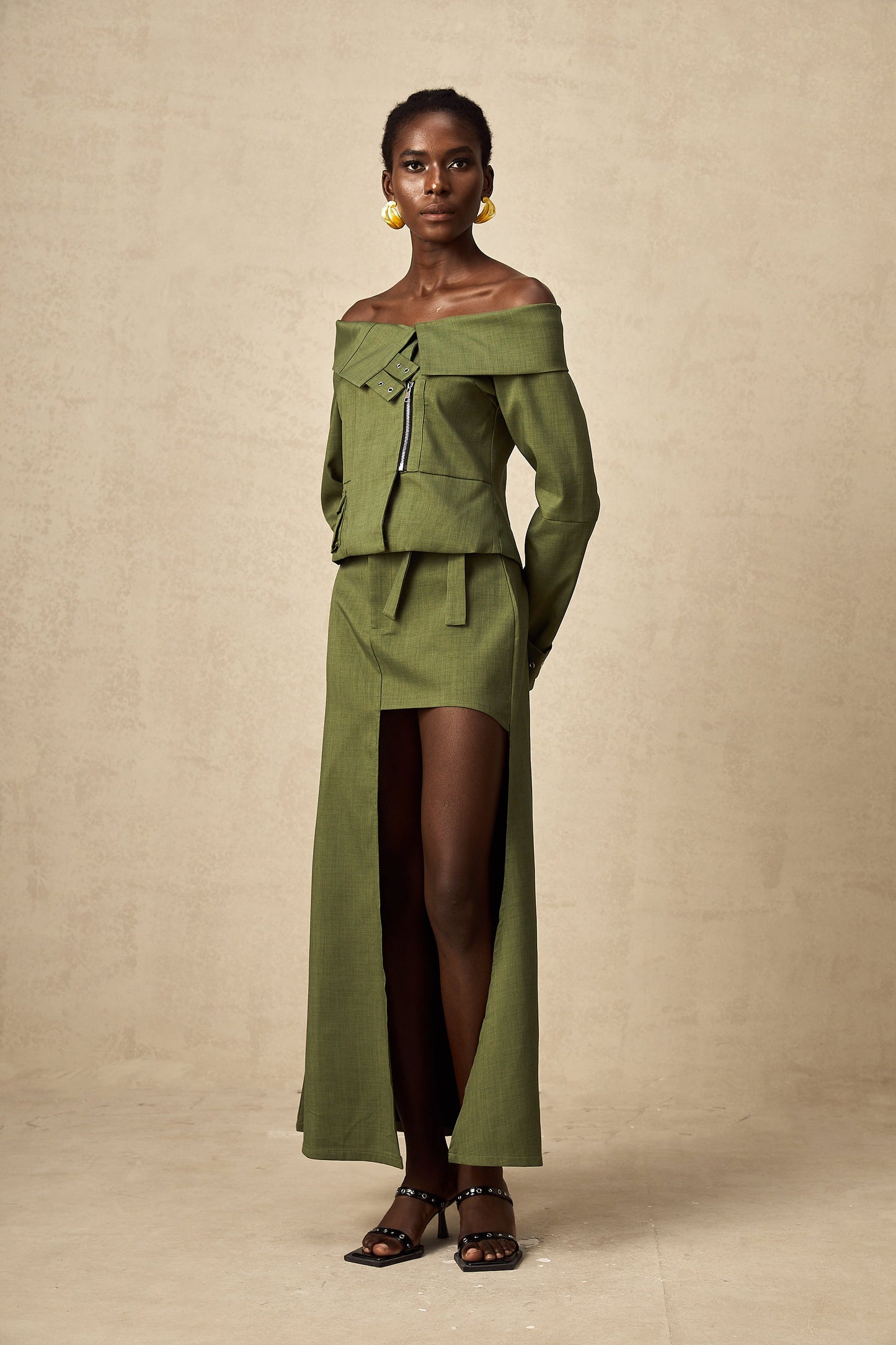 Éléna green asymmetric-design jacket & skirt matching set