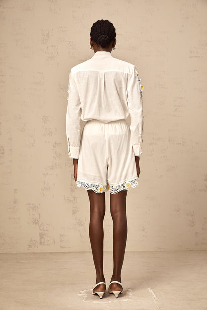 Mylène white 3d-petal lace-trim shirt & shorts matching set