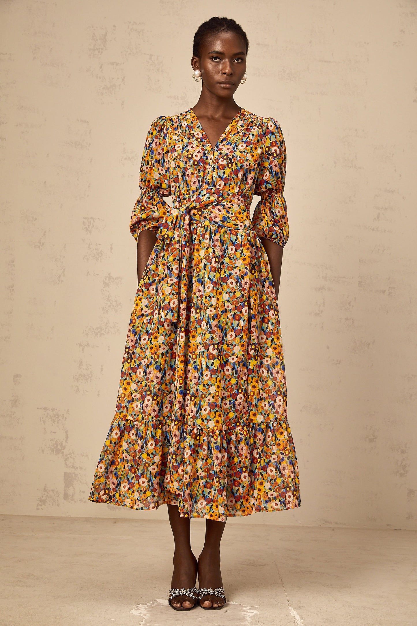 Éliane yellow V-neck floral-print midi dress