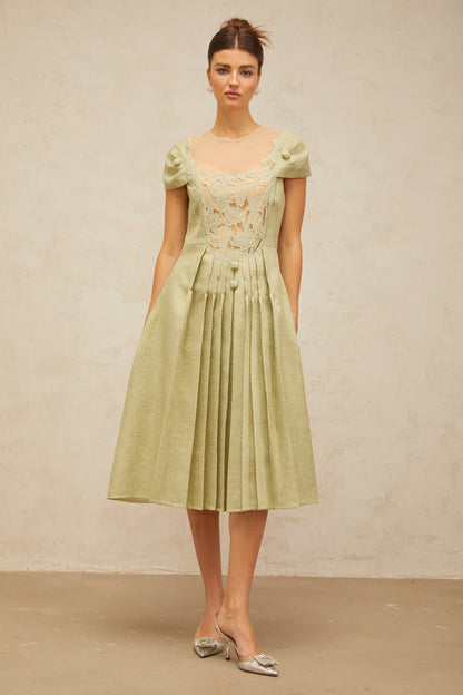Marianne green flower-motif pleated midi dress
