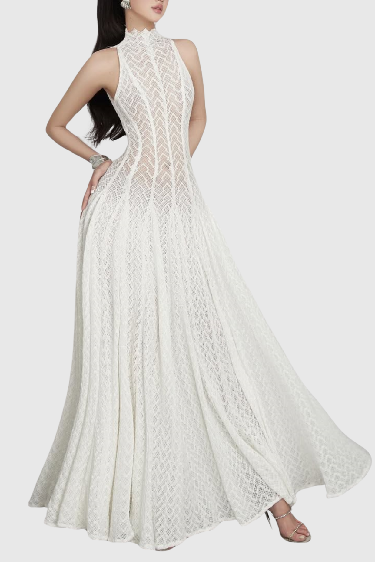 Dodiya Wavy-pattern Sleeveless Lace Maxi Dress