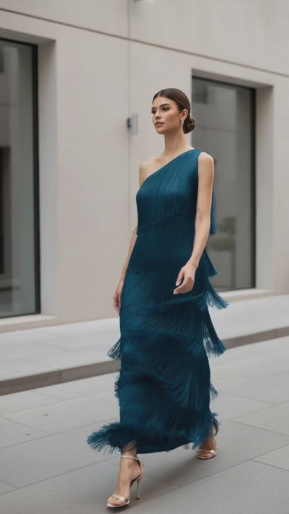 New Fashion Fringed Slanted Shoulder Asymmetrical Dress for Women