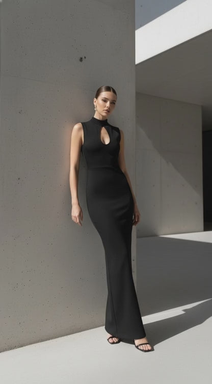 Maison Celie – Elegant Black Midi Dress